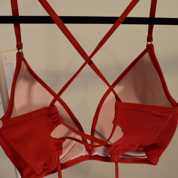 Bright Red Ribbed Shade & Shore Underwire Swimsuit Bikini Top - Picture 4 of 4